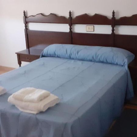 Hostal Entrimena 2 Entrimo المظهر الخارجي الصورة