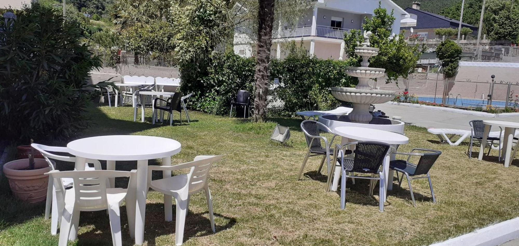 Hostal Entrimena 2 Entrimo المظهر الخارجي الصورة