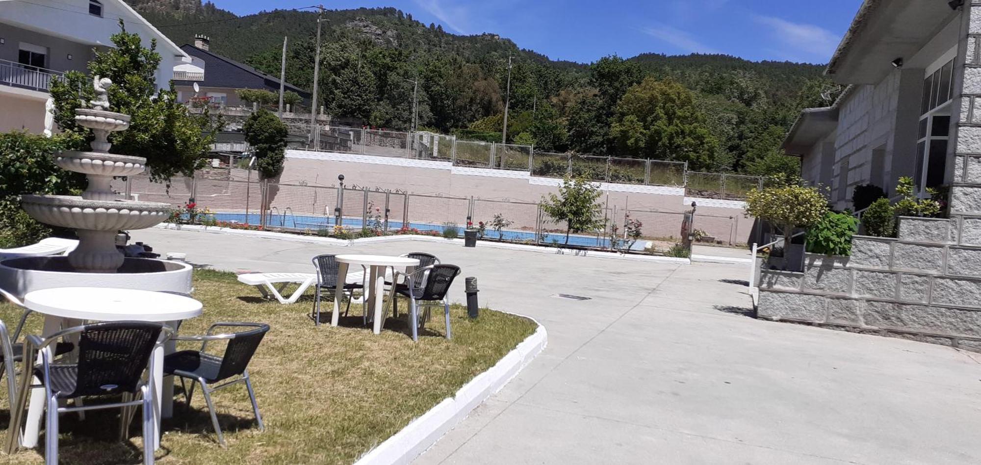 Hostal Entrimena 2 Entrimo المظهر الخارجي الصورة